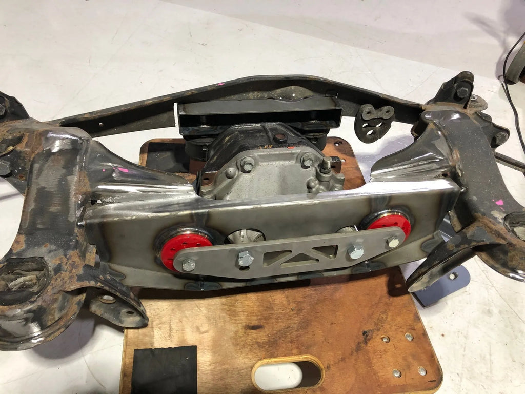 190e Diff Upgrade Conversion to Toyota 86 lsd diff. Weld in kit. With bushes etc.