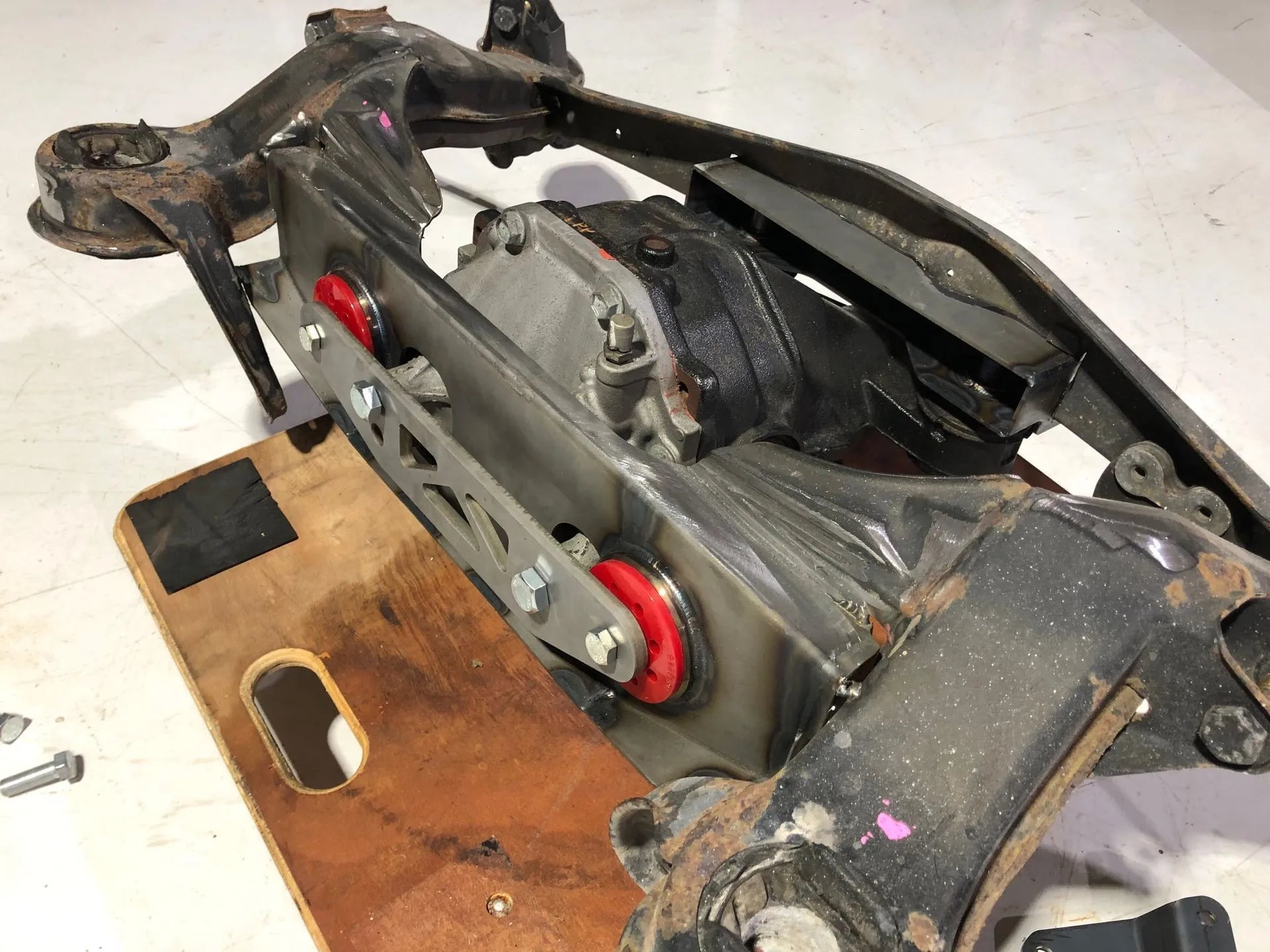 190e Diff Upgrade Conversion to Toyota 86 lsd diff. Weld in kit. With bushes etc.